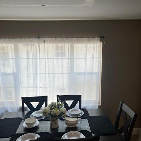 Shy'S Place Brockton Luaran gambar